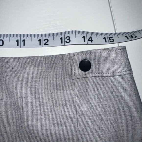 H&M Gray Skirt Classic A-Line Womens Size 12 Polyester Blend Mid-Length - Picture 7 of 8